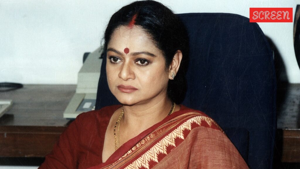 Zarina-Wahab-reveals-why-she-prefers-working-in-Telugu-cinema-over-Bollywood.jpg