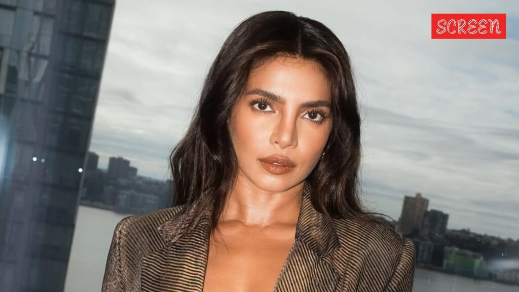 Priyanka-Chopra-Golden-Globes.jpg