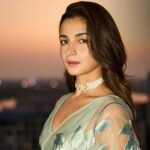 alia-bhatt-screen-awards.jpg