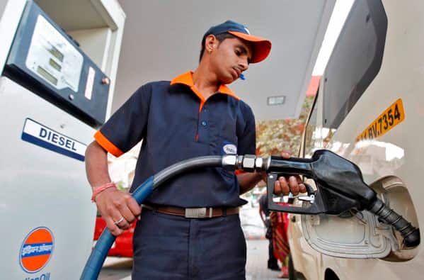 3-in-gujarat-5th-may-decided-to-shut-down-or-open-Petrol-pumps-on-Sundays1.jpg