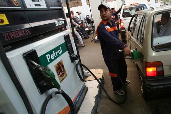 4-petrol-diesel-prices-crude-oil-excise-duty-modi-government.jpg