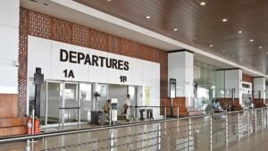 IMG_Airport_2_1_LLE0S2MN.jpg